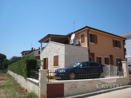 Kuća u Novigradu (00849)